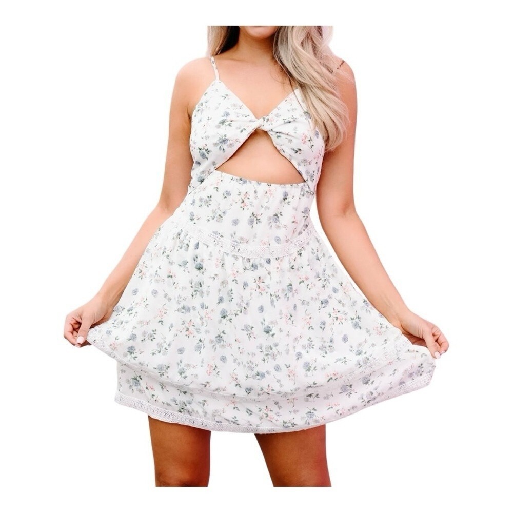 New Connection Floral Cutout Mini Dress White Multi Tiered‎ Lace Trim Large NWT